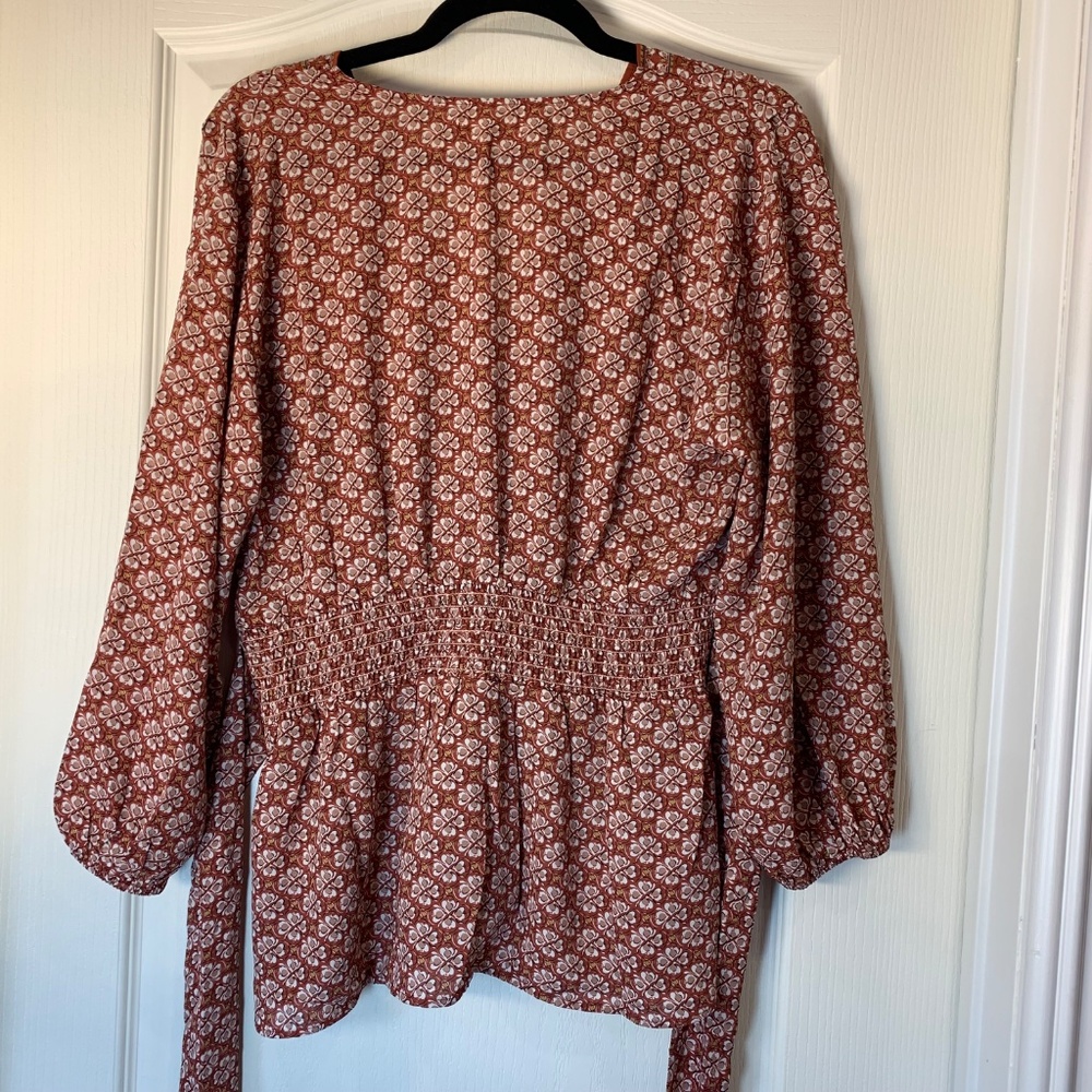 Max Studio Boho V-Neck Blouse with Tie Belt – Smocked Back – Earthy Rust Brown L - Picture 2 of 11